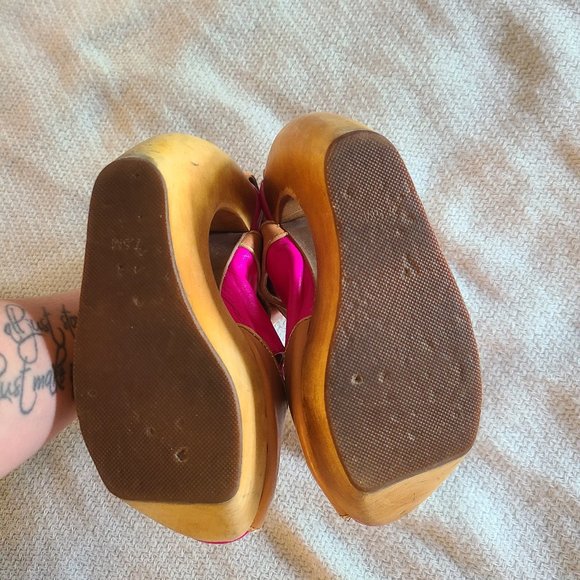 Tan and Pink Rock Me Leather Wedges Jeffrey Campbell - Picture 5 of 5